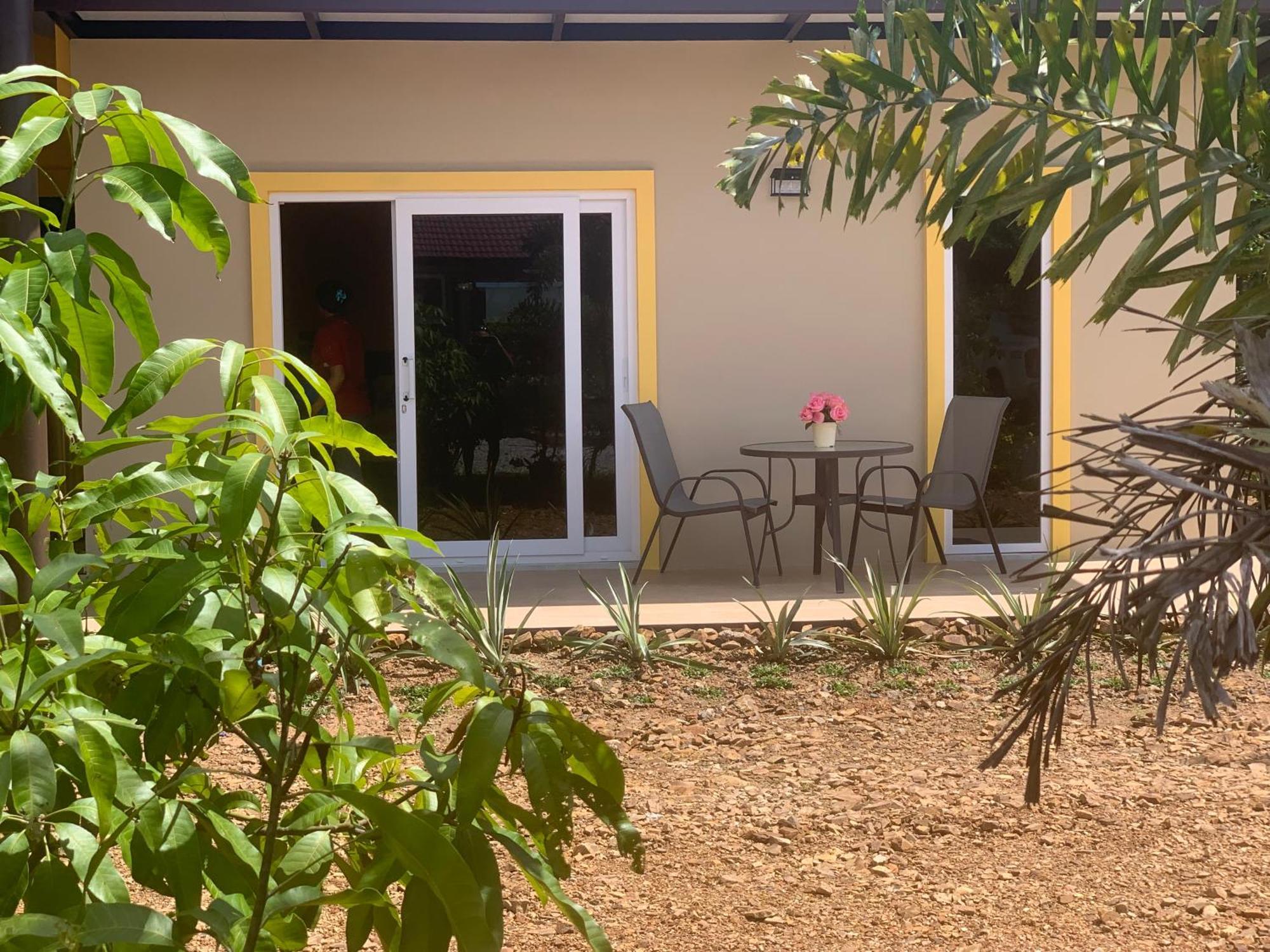 Pajaree And Udo'S Happy Homestay Trang Exteriör bild