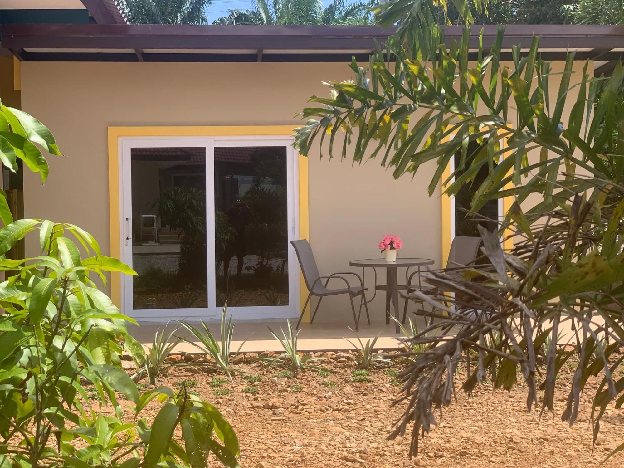Pajaree And Udo'S Happy Homestay Trang Exteriör bild